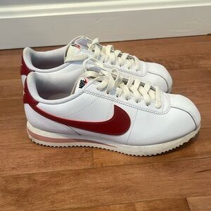 Nike Size 7 Red Swoosh Vintage Style Sneakers - great condition!
